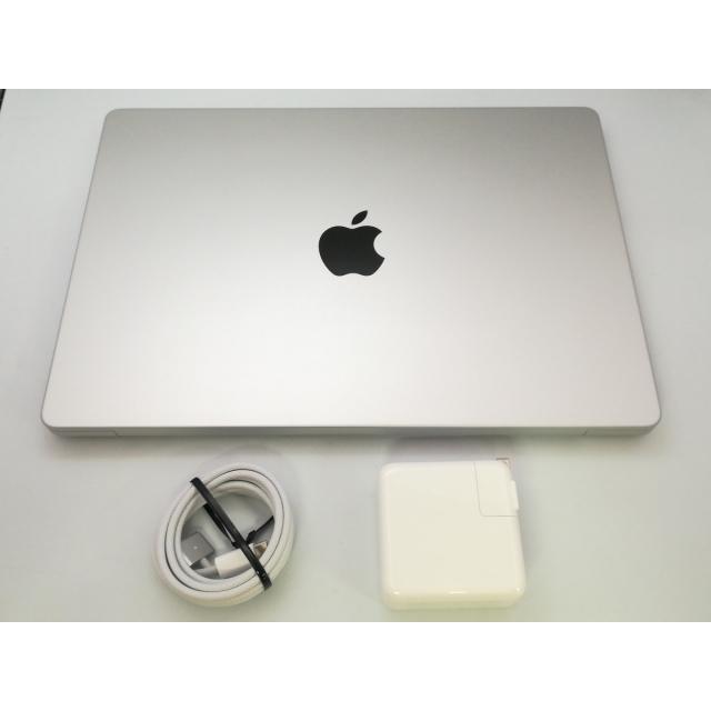 中古】Apple MacBook Pro 14インチ M5(CPU:10C/GPU:10C) 16GB/512GB