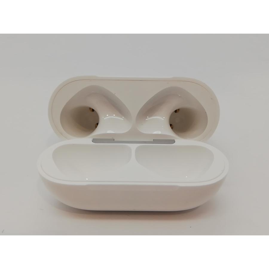 中古】Apple AirPods 4 MXP63J/A【府中ル・シーニュ】保証期間1ヶ月