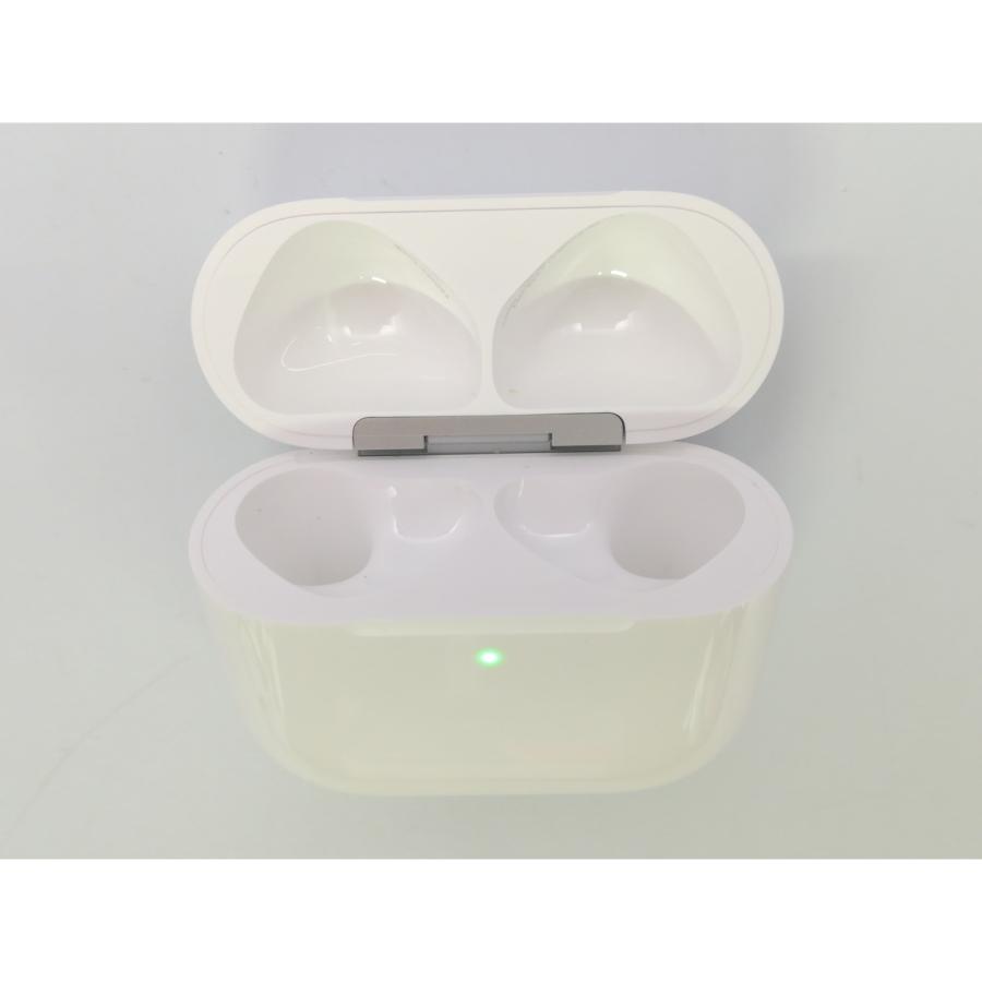 中古】Apple AirPods 4 アクティブノイズキャンセリング搭載モデル