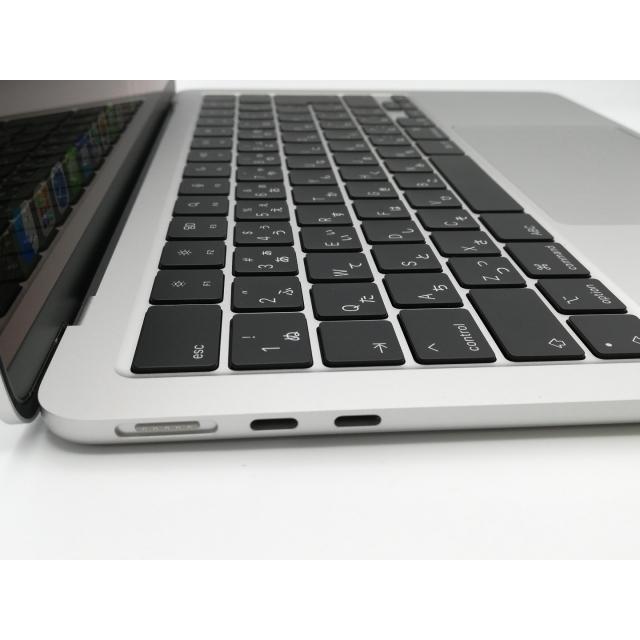 中古】Apple MacBook Air 13インチ (M4,2025) M4(CPU:10C/GPU:8C) 16GB