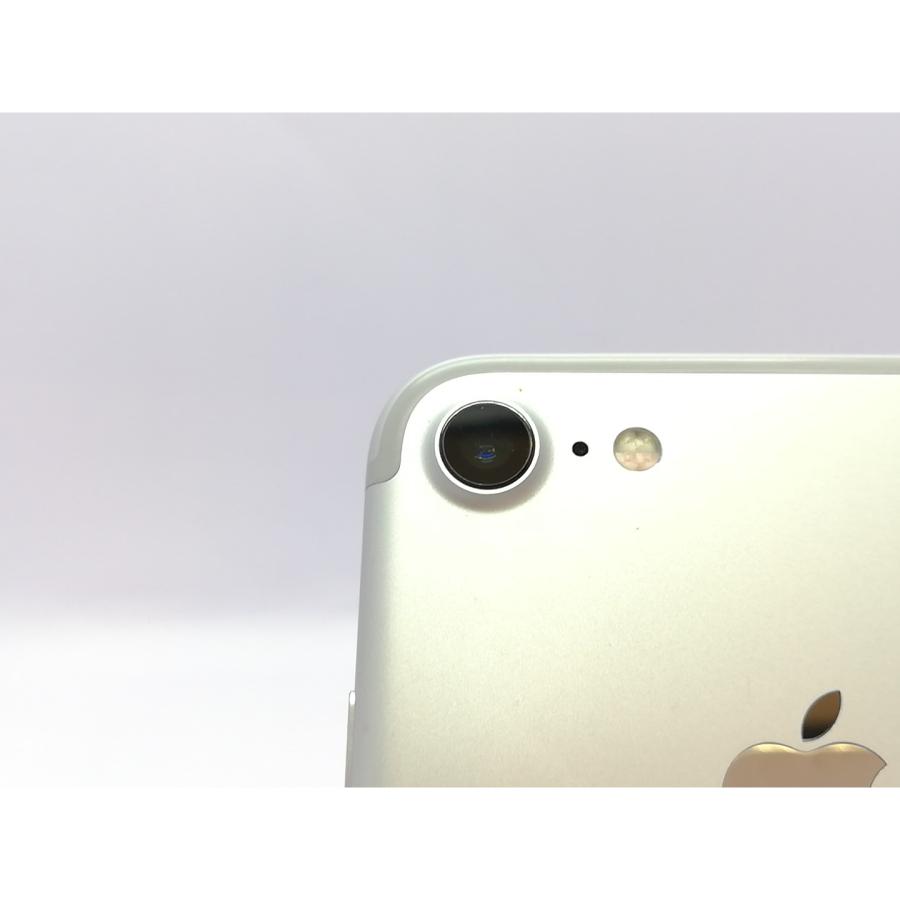 中古】Apple SoftBank 【SIMロック解除済み】 iPhone 7 128GB シルバー