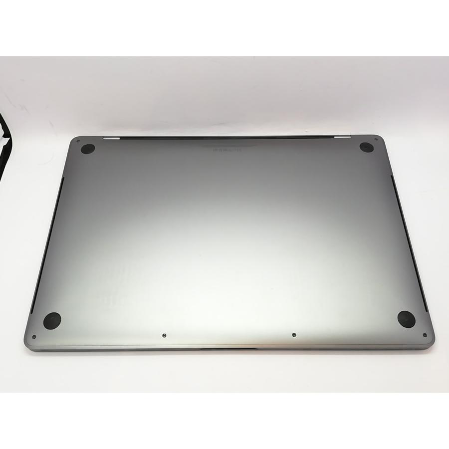 【中古】Apple MacBook Pro 15インチ CTO (Late 2016) シルバー Core i7(2.7G)/16G/512G(SSD)/Radeon Pro 455【立川フロム中武】保証期間１ヶ月【ランクB】の画像
