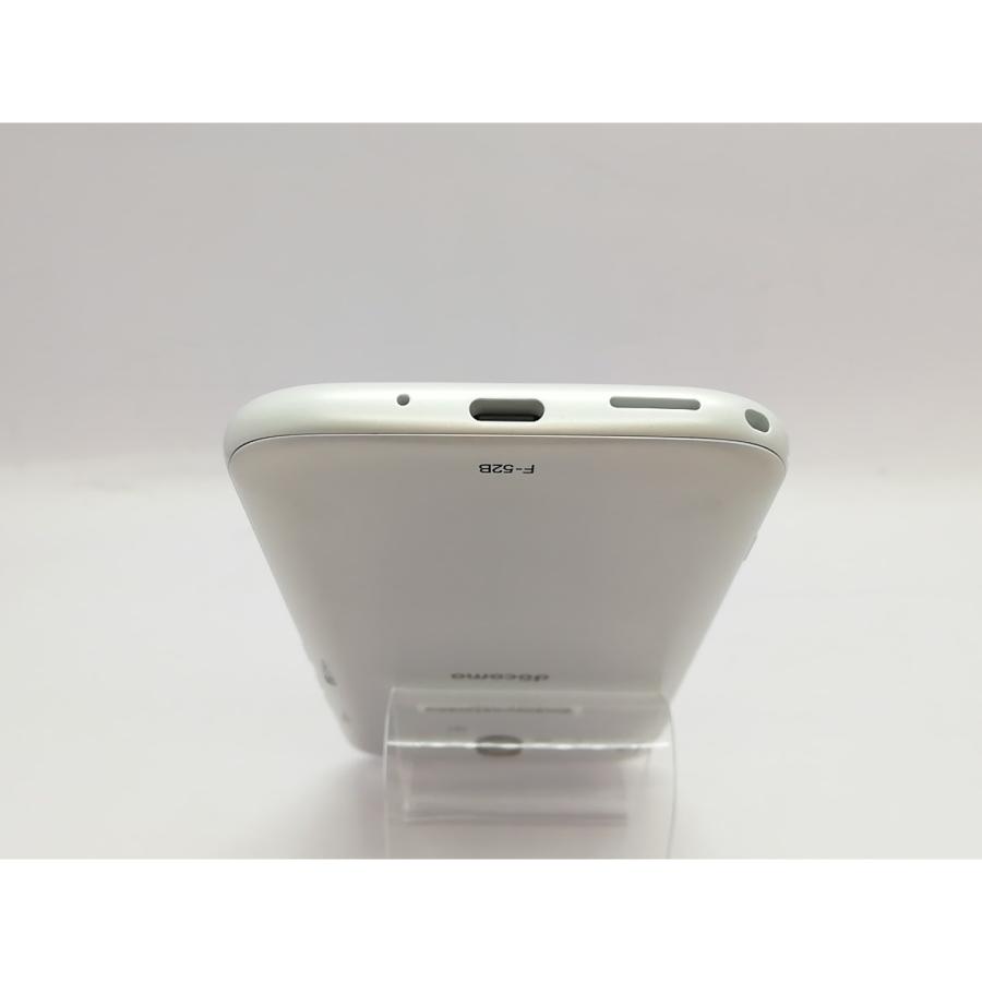 中古】Fujitsu docomo 【SIMフリー】 らくらくスマートフォン ホワイト