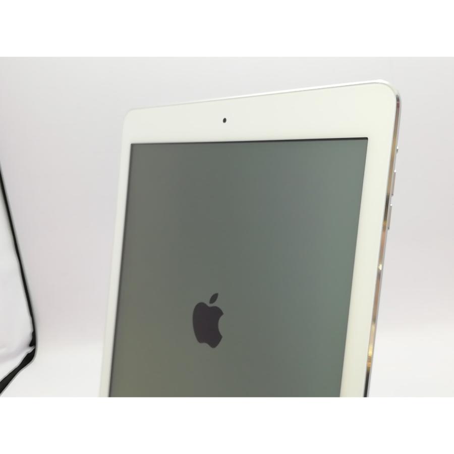 中古】Apple 【Wi-Fi】 iPad Air（2013） 64GB シルバー MD790J/A