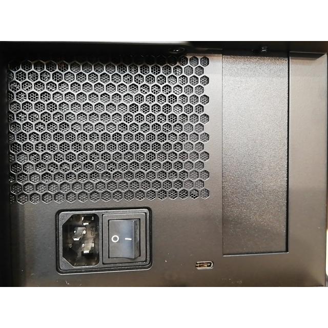 中古】Razer Razer Core X（RC21-01310100-R3J1) Thunderbolt3（USB