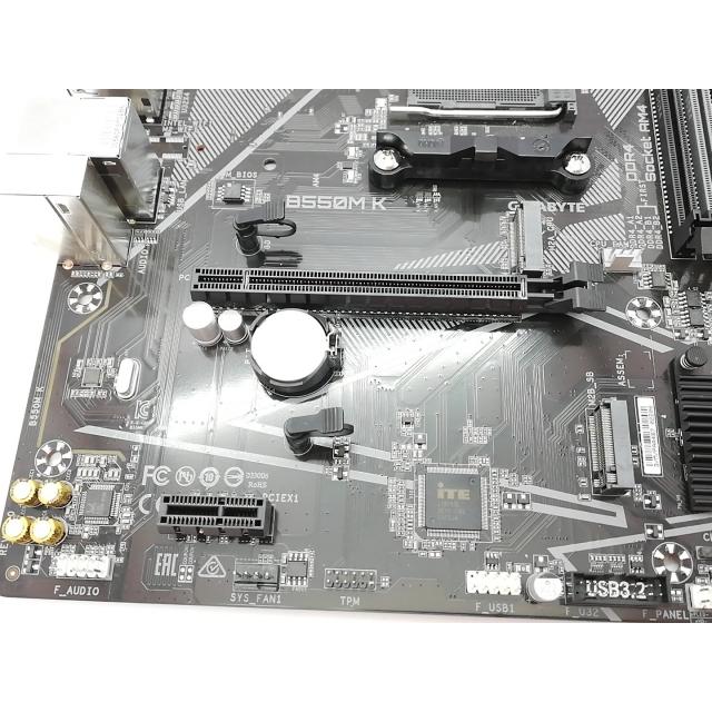 中古】GIGABYTE B550M K [Rev.1.0] B550/AM4/MicroATX【立川フロム中武