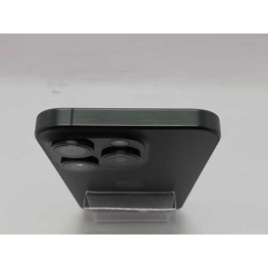 【中古】Apple SoftBank 【SIMフリー】 iPhone 15 Pro 256GB ブラックチタニウム MTUC3J/A【立川フロム中武】保証期間１ヶ月【ランクA】の画像