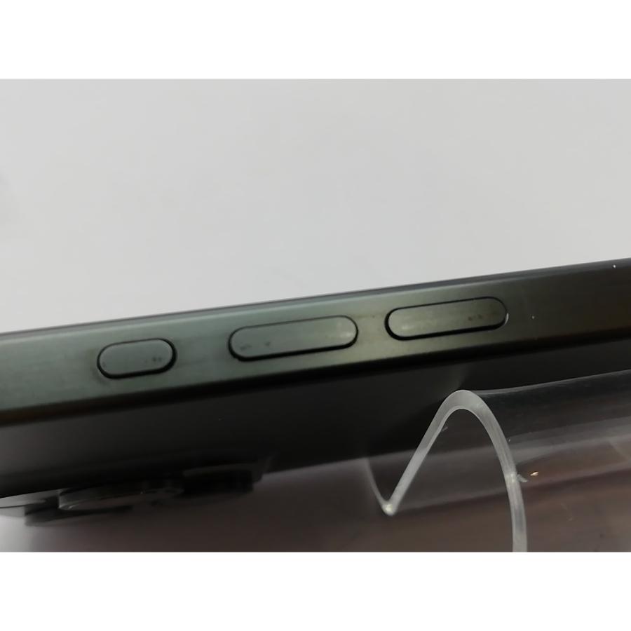【中古】Apple SoftBank 【SIMフリー】 iPhone 15 Pro 256GB ブラックチタニウム MTUC3J/A【立川フロム中武】保証期間１ヶ月【ランクA】の画像