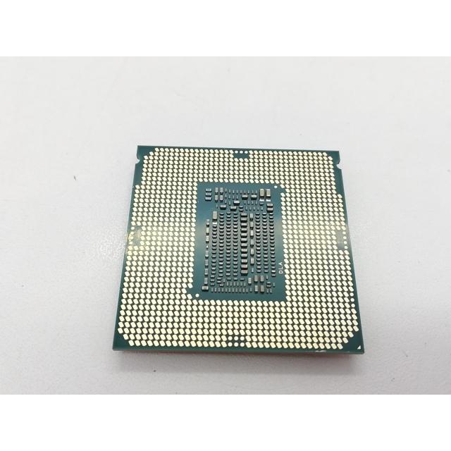 中古】Intel Core i7-9700K (3.6GHz/TB:4.9GHz/SRG15/R0) BOX LGA1151