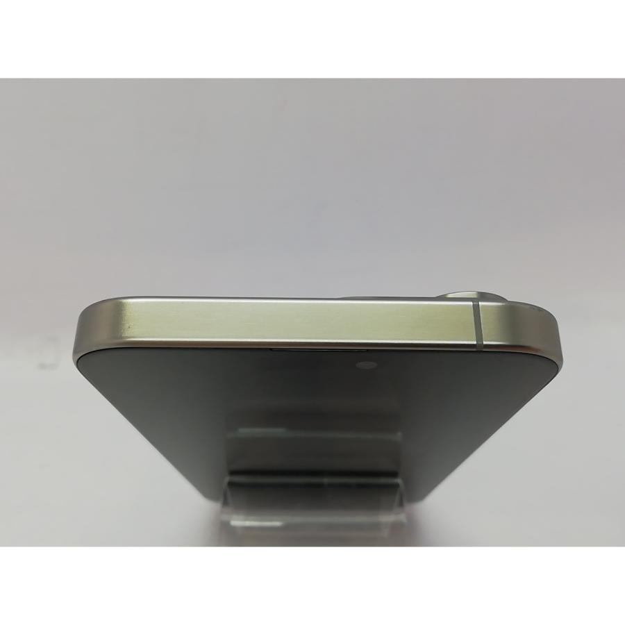 【中古】Apple SoftBank 【SIMフリー】 iPhone 15 Pro Max 256GB ナチュラルチタニウム MU6R3J/A【大阪本店】保証期間１ヶ月【ランクA】の画像