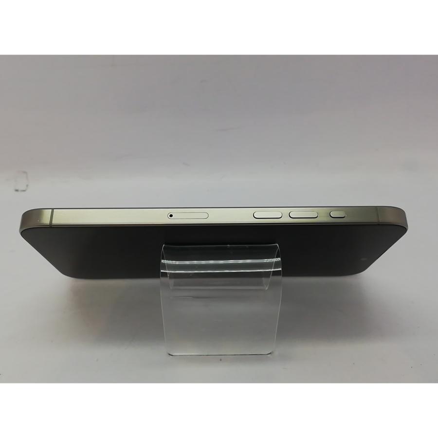 【中古】Apple SoftBank 【SIMフリー】 iPhone 15 Pro Max 256GB ナチュラルチタニウム MU6R3J/A【大阪本店】保証期間１ヶ月【ランクA】の画像