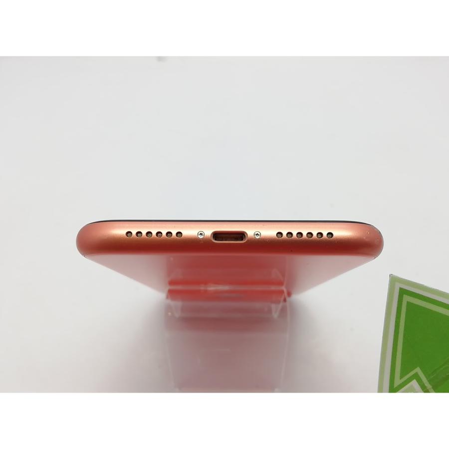 中古】Apple au 【SIMロック解除済み】 iPhone XR 64GB コーラル