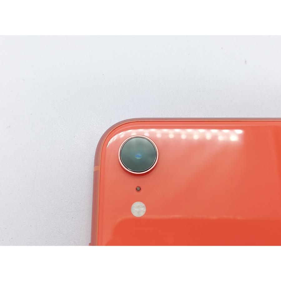 中古】Apple au 【SIMロック解除済み】 iPhone XR 64GB コーラル