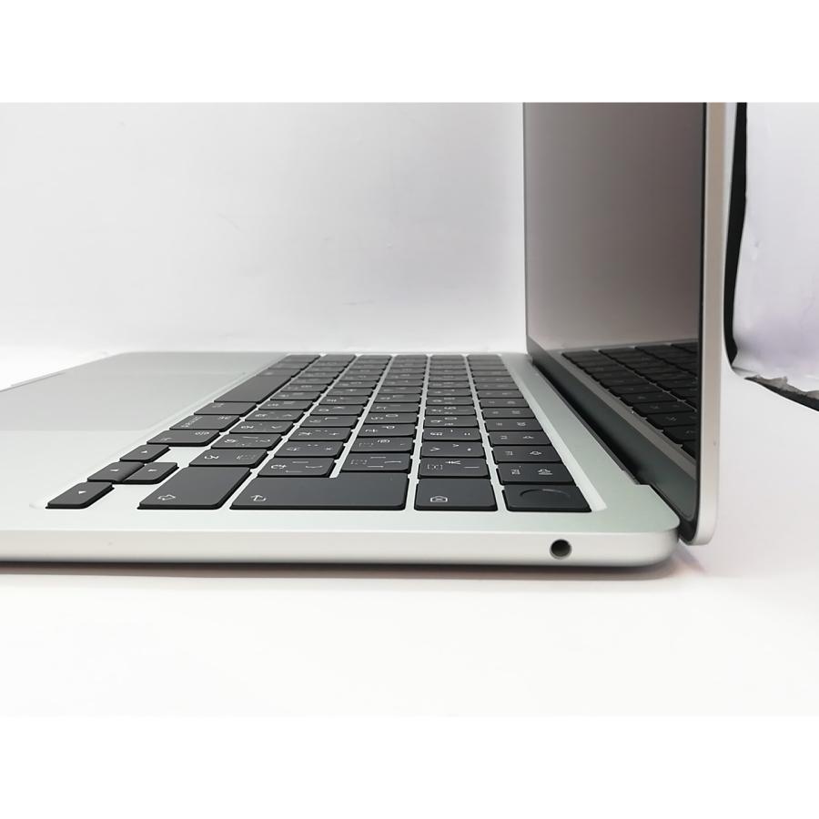 中古】Apple MacBook Air 13インチ M2(CPU:8C/GPU:8C) 8GB/256GB