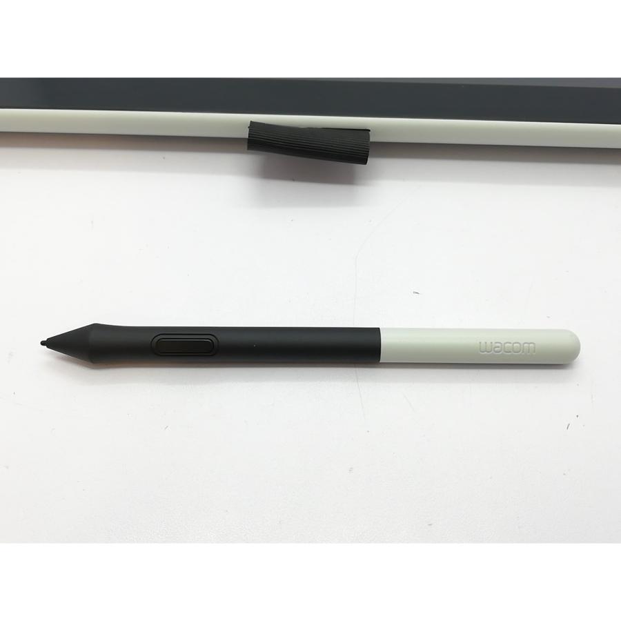 中古】WACOM Wacom One DTC133 [13.3インチ液晶ペンタブレット