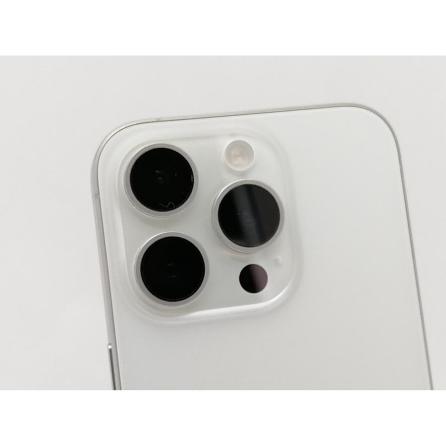 中古】Apple 海外版 【SIMフリー】 iPhone 15 Pro 256GB ホワイト