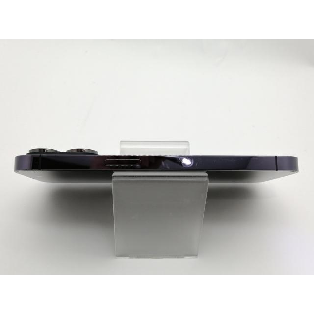 【中古】Apple 国内版 【SIMフリー】 iPhone 14 Pro 256GB ディープパープル MQ1E3J/A【新宿東口】保証期間１ヶ月【ランクC】の画像