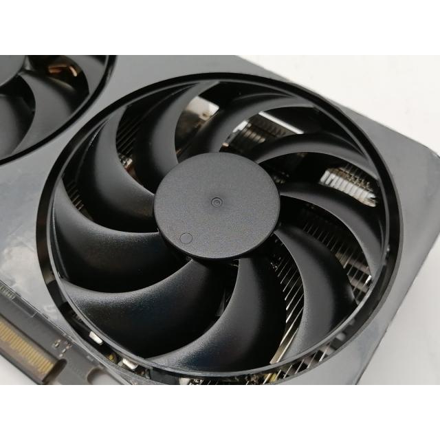 中古】玄人志向 RD-RX9060XT-E16GB/DF RX9060XT/16GB(GDDR6)【新宿東口