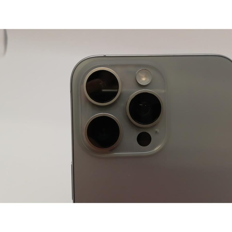 【中古】Apple SoftBank 【SIMフリー】 iPhone 15 Pro Max 256GB ナチュラルチタニウム MU6R3J/A【新宿東口】保証期間１ヶ月【ランクA】の画像