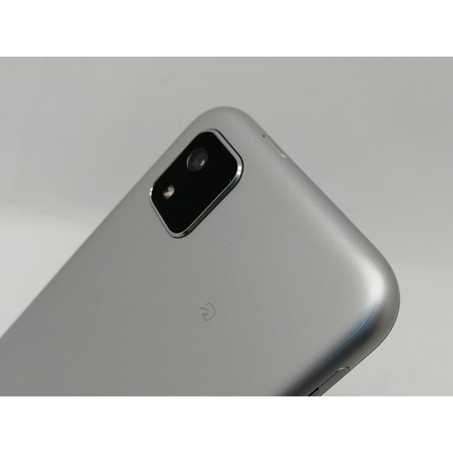 中古】KYOCERA ymobile 【SIMフリー】 かんたんスマホ3 4GB 64GB