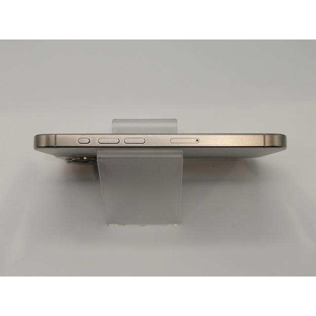 中古】Apple 国内版 【SIMフリー】 iPhone 15 Pro 256GB ホワイト