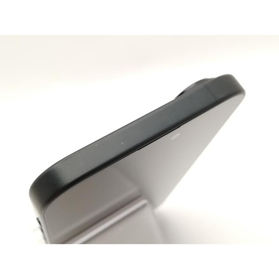 【中古】Apple 国内版 【SIMフリー】 iPhone 16 256GB ブラック MYDW3J/A【新宿東口】保証期間１ヶ月【ランクB】の画像