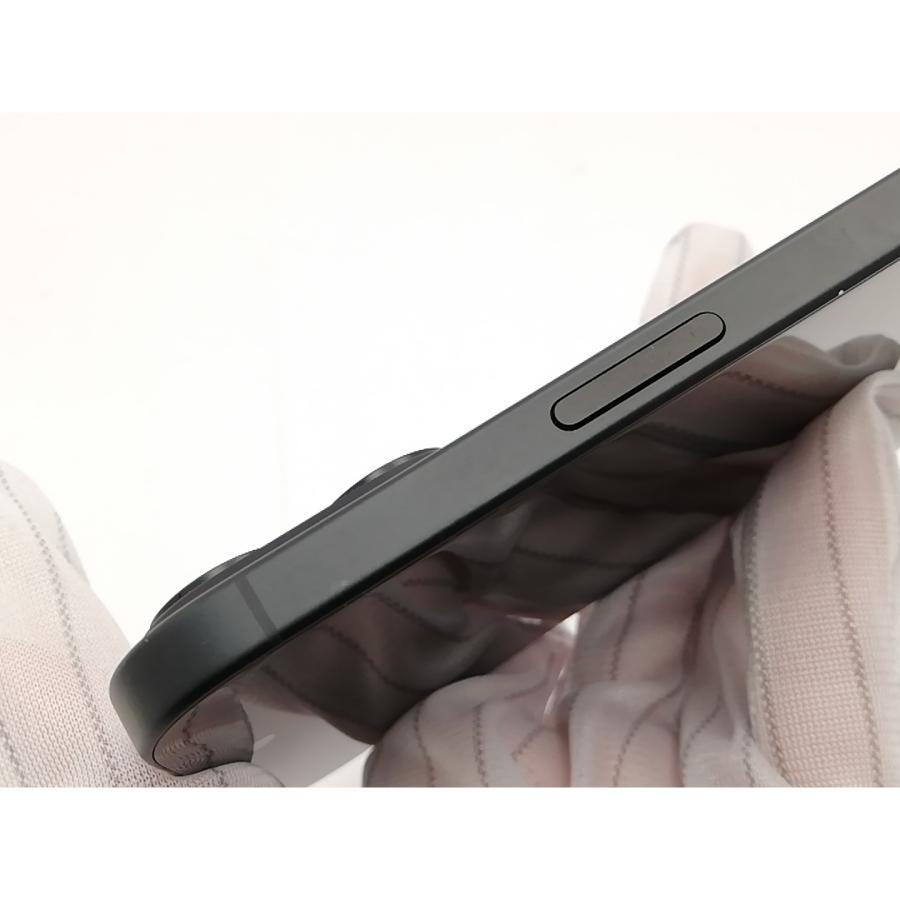【中古】Apple 国内版 【SIMフリー】 iPhone 16 256GB ブラック MYDW3J/A【新宿東口】保証期間１ヶ月【ランクB】の画像
