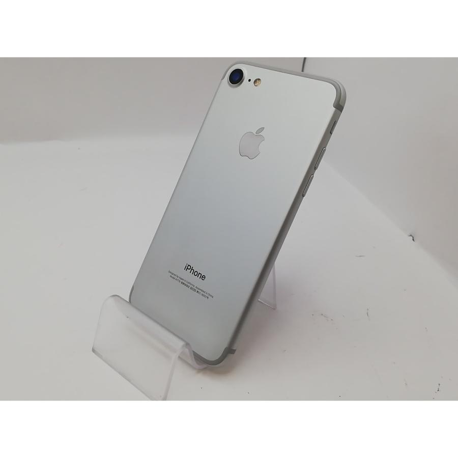 中古】Apple docomo 【SIMロック解除済み】 iPhone 7 32GB シルバー