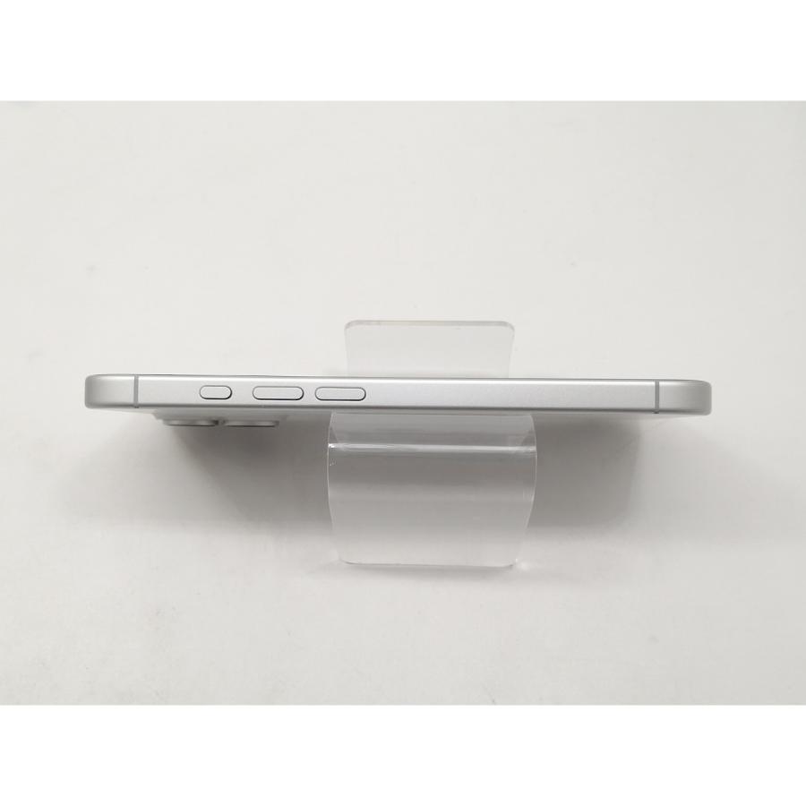 【中古】Apple 国内版 【SIMフリー】 iPhone 17 256GB ホワイト MG684J/A【宇田川】保証期間１ヶ月【ランクA】の画像
