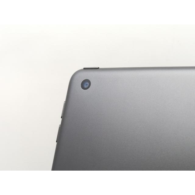 中古】Apple 海外版 【Wi-Fi】 iPad（第8世代/2020） 128GB スペース