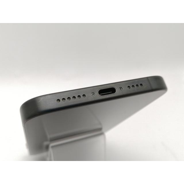 【中古】Apple 国内版 【SIMフリー】 iPhone 15 Pro Max 512GB ブラックチタニウム MU6U3J/A【新宿東口】保証期間１ヶ月【ランクC】の画像