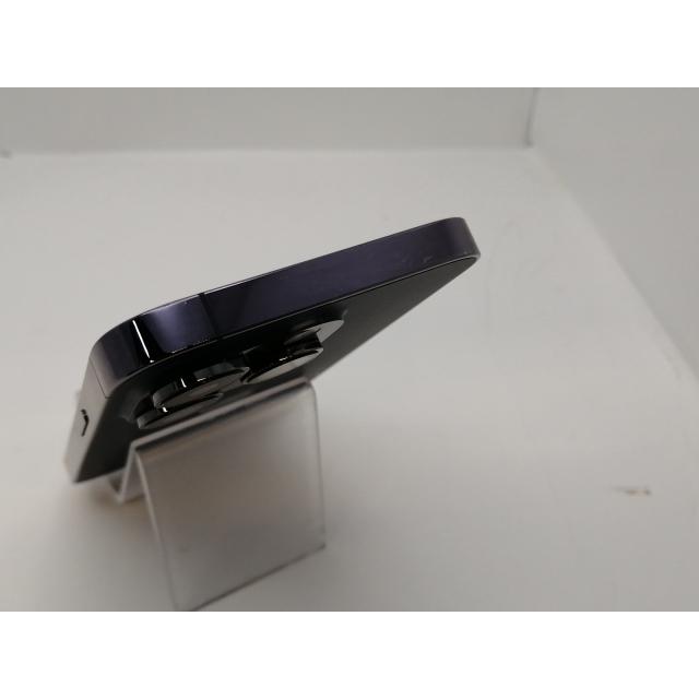 【中古】Apple 国内版 【SIMフリー】 iPhone 14 Pro 256GB ディープパープル MQ1E3J/A【新宿東口】保証期間１ヶ月【ランクB】の画像