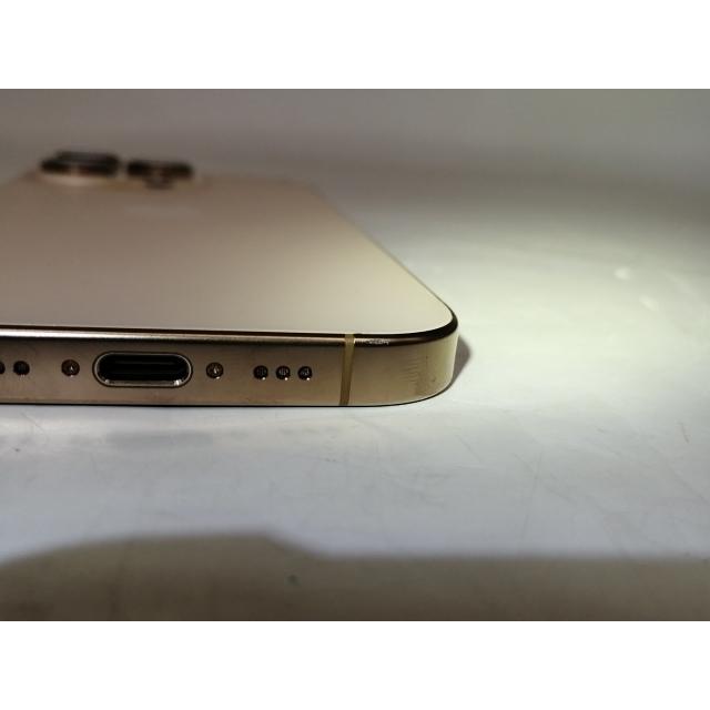 中古】Apple 海外版 【SIMフリー】 iPhone 16 Pro 256GB デザート