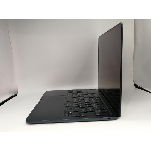 【中古】Apple MacBook Air 13インチ  M3(CPU:8C/GPU:8C) 8GB/256GB ミッドナイト MRXV3J/A (13インチ, M3, 2024)【東池袋1丁目】保証期間１ヶ月【ランクC】の画像