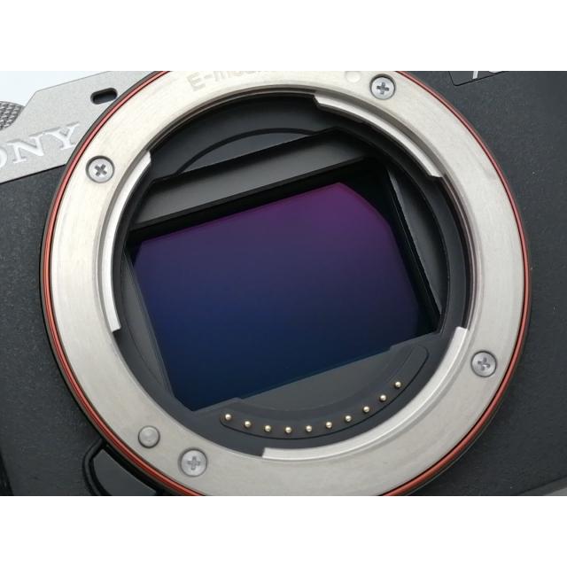 中古】SONY α7C II ズームレンズキット シルバー ILCE-7CM2L(S)【新宿2