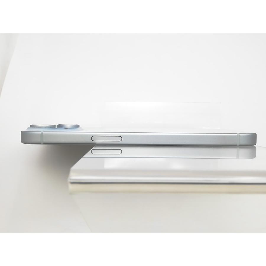 【中古】Apple docomo 【SIMフリー】 iPhone 15 128GB ブルー MTML3J/A【秋葉3号】保証期間１ヶ月【ランクA】の画像