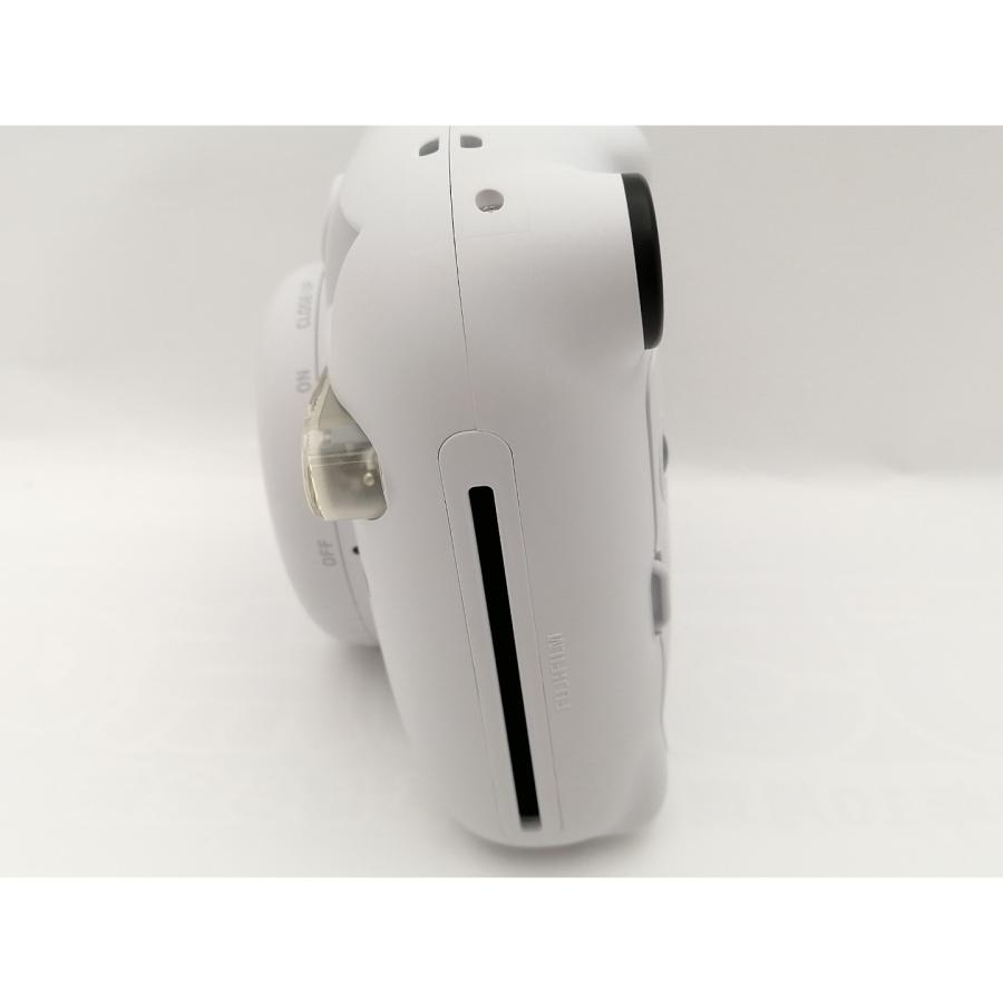 中古】FujiFilm instax mini 12 チェキ [クレイホワイト]【神保町