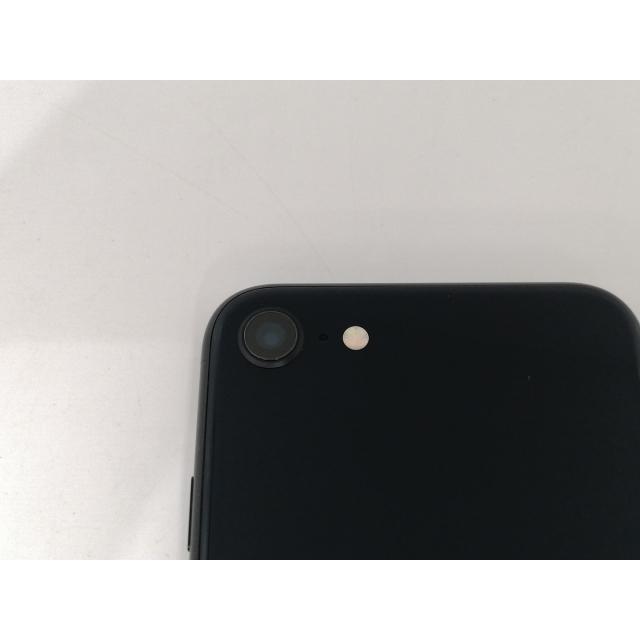 【中古】Apple au 【SIMフリー】 iPhone SE（第3世代） 64GB ミッドナイト MMYC3J/A【東池袋1丁目】保証期間１ヶ月【ランクA】の画像