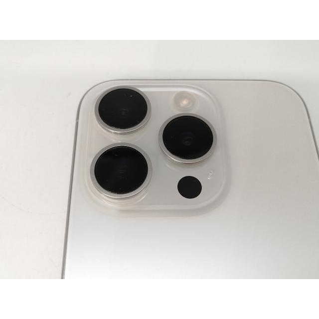 【中古】Apple 国内版 【SIMフリー】 iPhone 15 Pro 128GB ホワイトチタニウム MTU83J/A【東池袋1丁目】保証期間１ヶ月【ランクC】の画像
