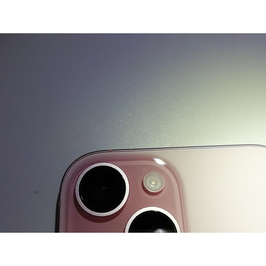 中古】Apple docomo 【SIMフリー】 iPhone 15 128GB ピンク MTMJ3J/A