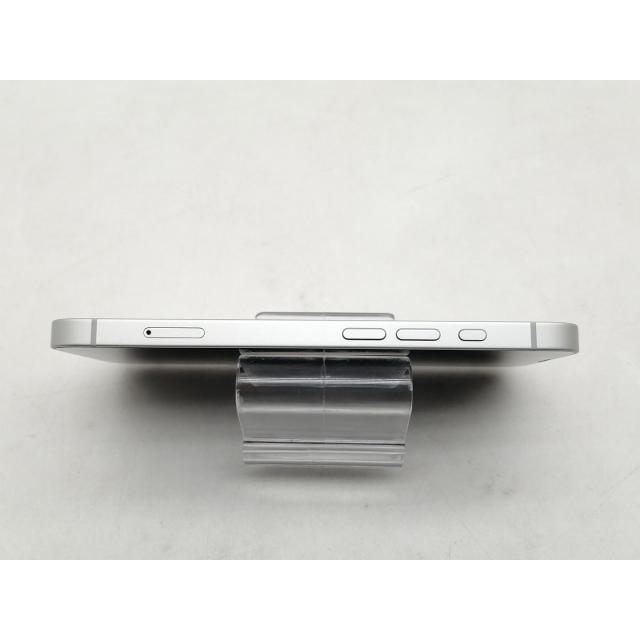 【中古】Apple 国内版 【SIMフリー】 iPhone 16e 128GB ホワイト MD1R4J/A【仙台イービーンズ】保証期間１ヶ月【ランクA】の画像