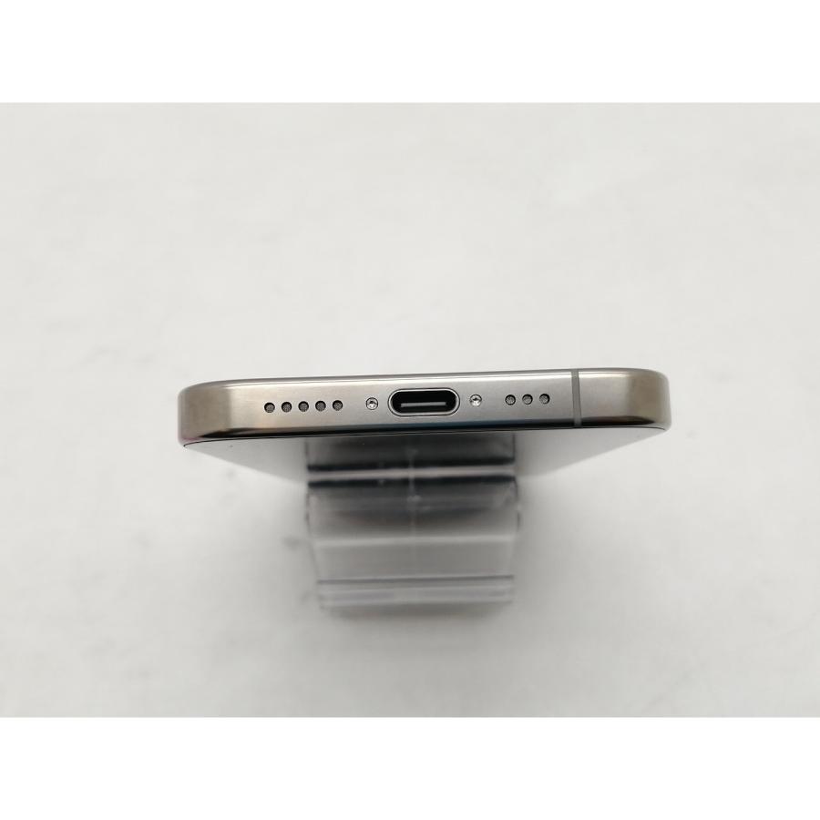 【中古】Apple docomo 【SIMフリー】 iPhone 16 Pro 128GB ナチュラルチタニウム MYMY3J/A【仙台イービーンズ】保証期間１ヶ月【ランクA】の画像