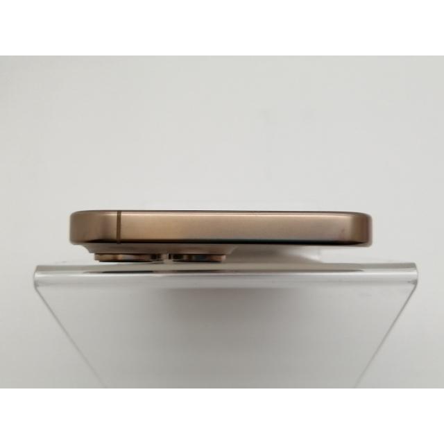 中古】Apple au 【SIMフリー】 iPhone 16 Pro Max 256GB デザート