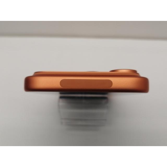 中古】Apple au 【SIMフリー】 iPhone 17 Pro 512GB コズミック