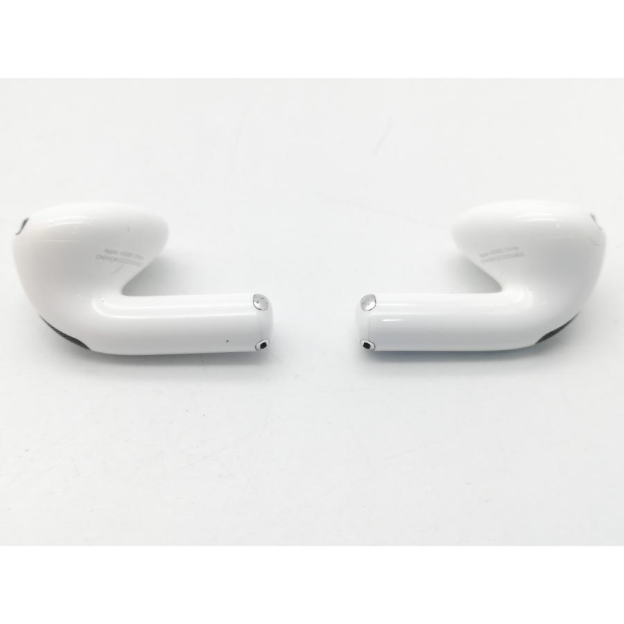 中古】Apple AirPods 4 アクティブノイズキャンセリング搭載モデル