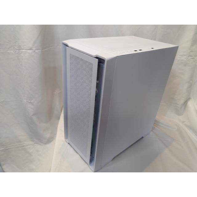 なんか光ってる！自作ゲーミングPC中古です！ 中古 ゲーミングPC ROG Ryzen7 5700X RTX3070 Antec NeoECO GOLD