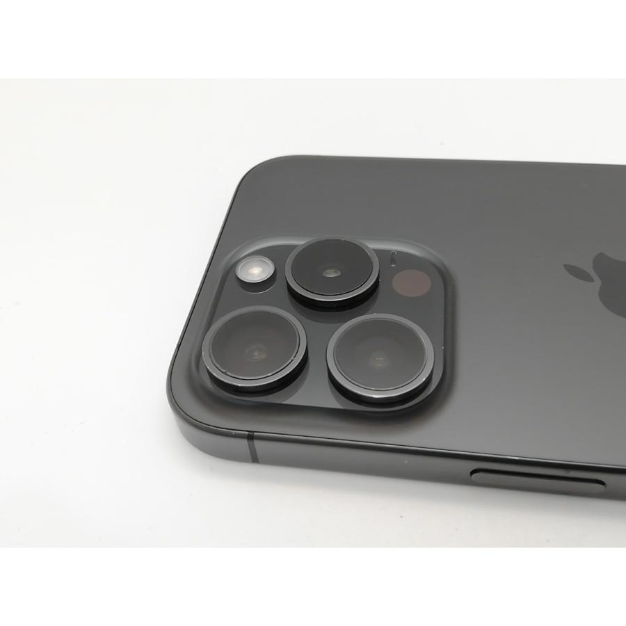 【中古】Apple 国内版 【SIMフリー】 iPhone 15 Pro 256GB ブラックチタニウム MTUC3J/A【博多】保証期間１ヶ月【ランクC】の画像