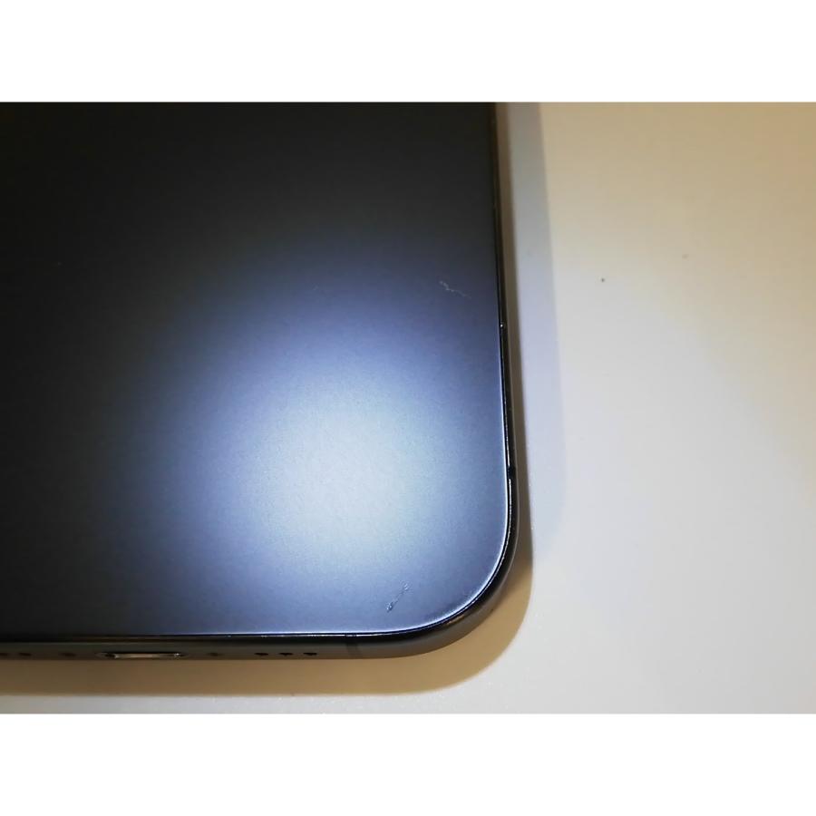 【中古】Apple 国内版 【SIMフリー】 iPhone 15 Pro 256GB ブラックチタニウム MTUC3J/A【博多】保証期間１ヶ月【ランクC】の画像