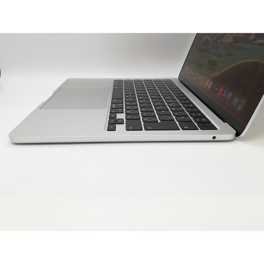【中古】Apple MacBook Air 13インチ M3(CPU:8C/GPU:8C) 16GB/256GB シルバー MC8H4J/A (13インチ, M3, 2024)【鹿児島中町】保証期間１ヶ月【ランクA】の画像