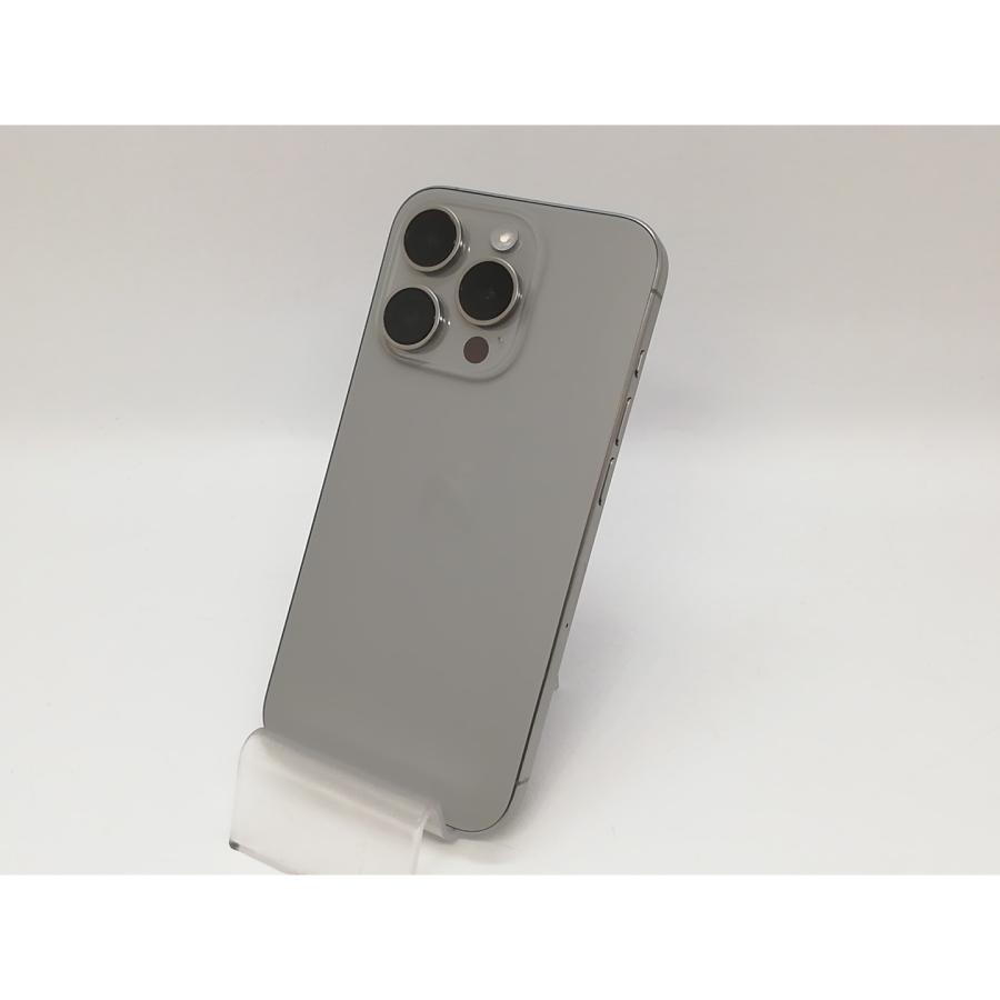 中古iPhone 15pro ナチュラルチタニウム128gb